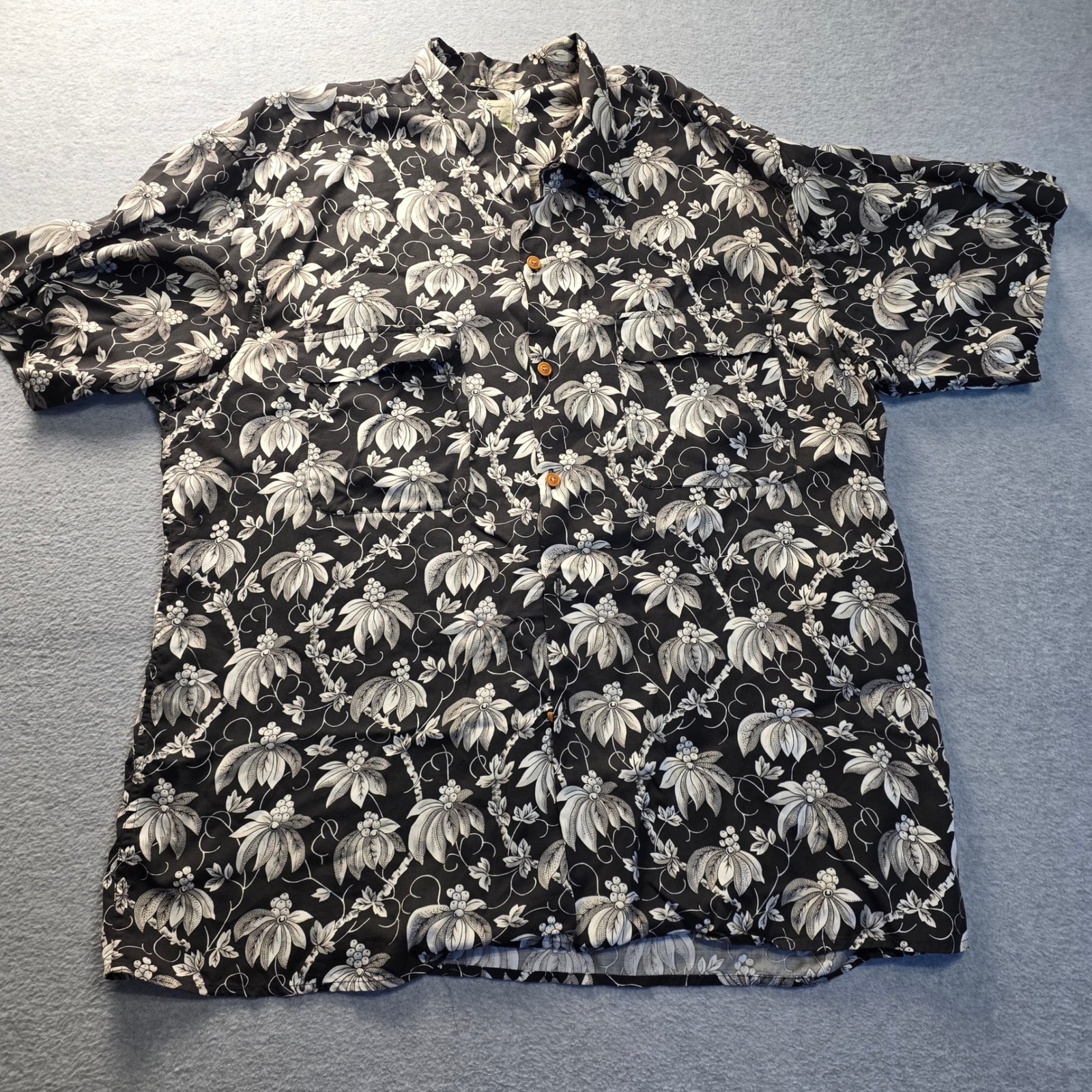 Hawaiian Aloha Shirt Mens 2xl Black Floral Made In Hawaii Reyn Spooner